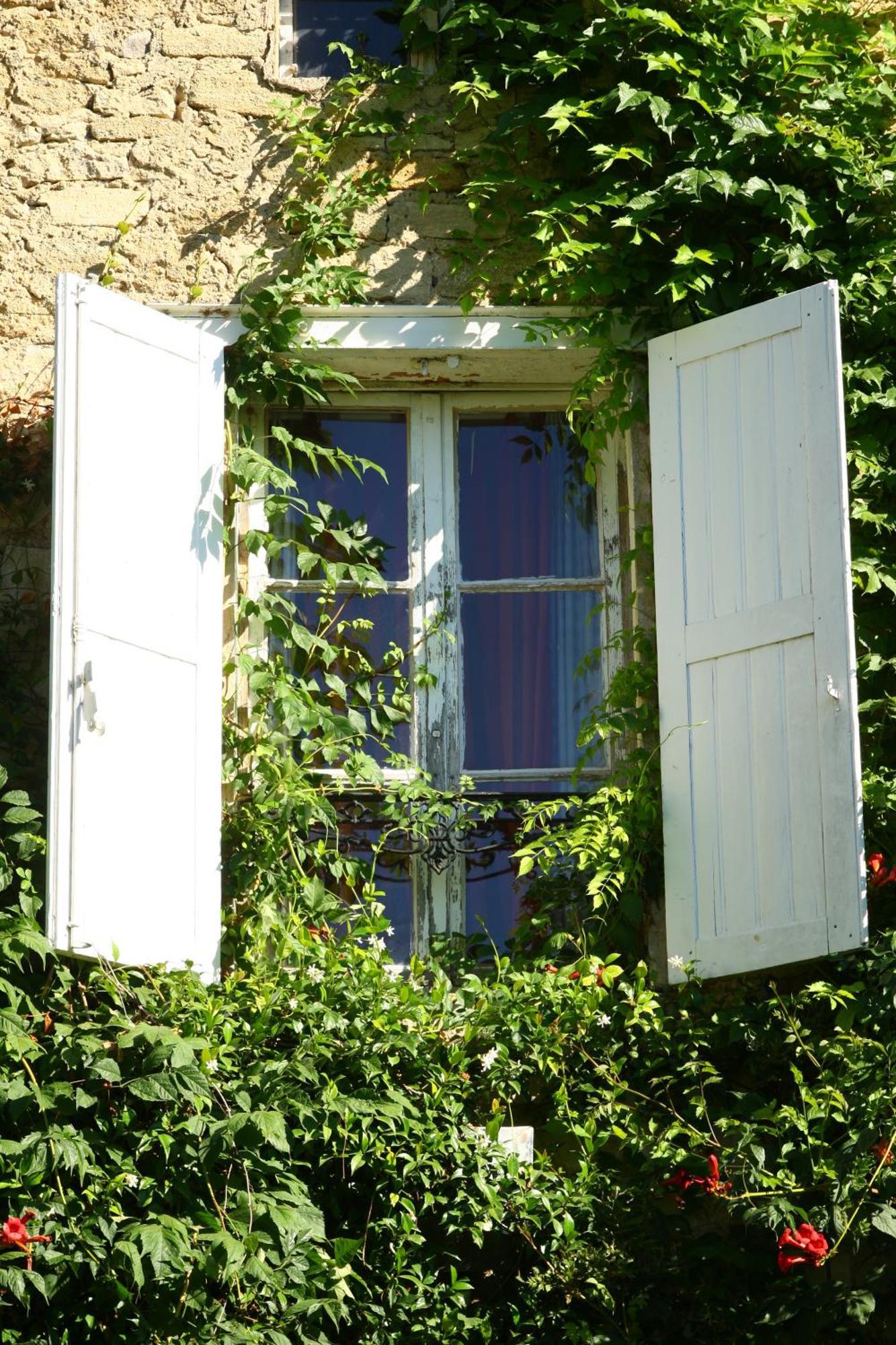 La Nesquiere Chambres D'Hotes Pernes-les-Fontaines Exterior photo